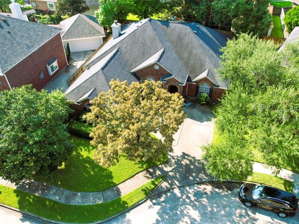 14215 Scarborough Fair Street, Houston TX 77077