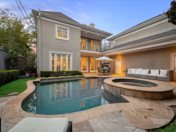 3652 Overbrook Lane, Houston TX 77027