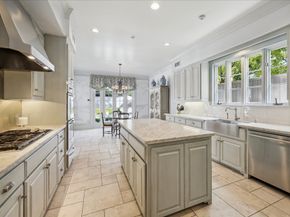 3652 Overbrook Lane, Houston TX 77027