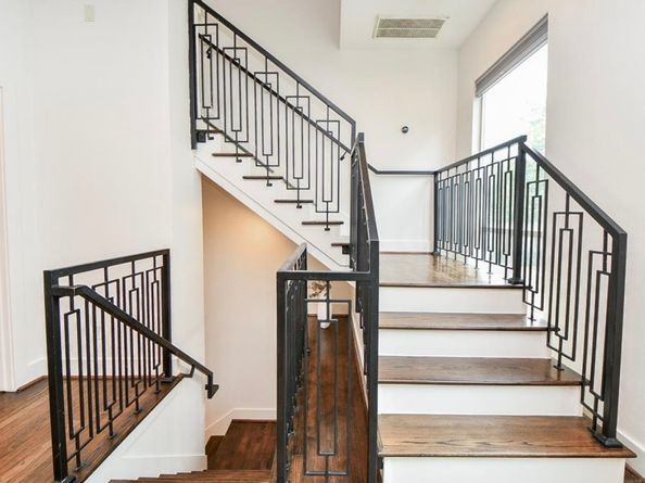 4702 Austin Street, Houston TX 77004