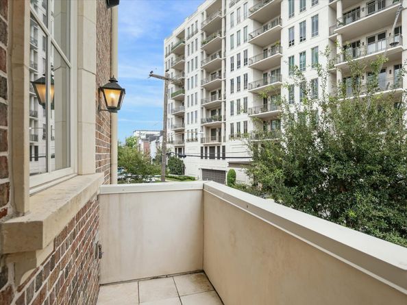2336 Welch Street, Houston TX 77019