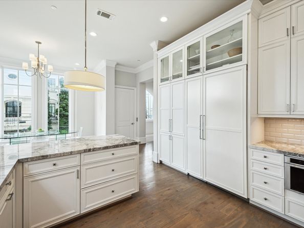 2336 Welch Street, Houston TX 77019