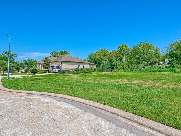 14927 Sugar Sweet Drive, Sugar Land TX 77498