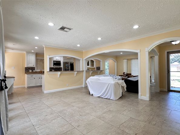 9515 Winsome Lane, Houston TX 77063
