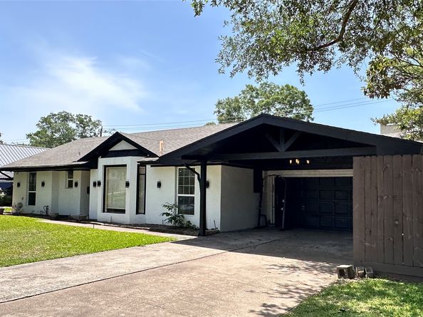 9515 Winsome Lane, Houston TX 77063
