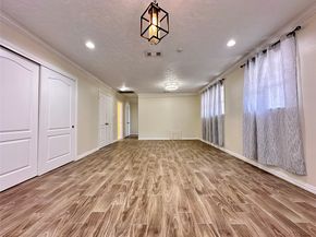 9515 Winsome Lane, Houston TX 77063