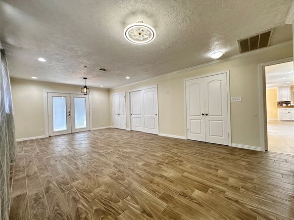 9515 Winsome Lane, Houston TX 77063