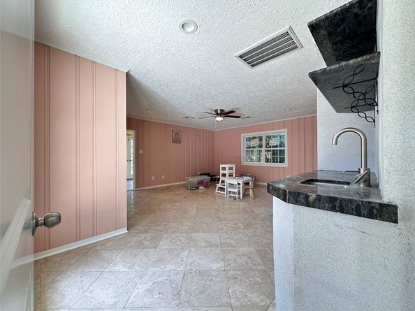 9515 Winsome Lane, Houston TX 77063