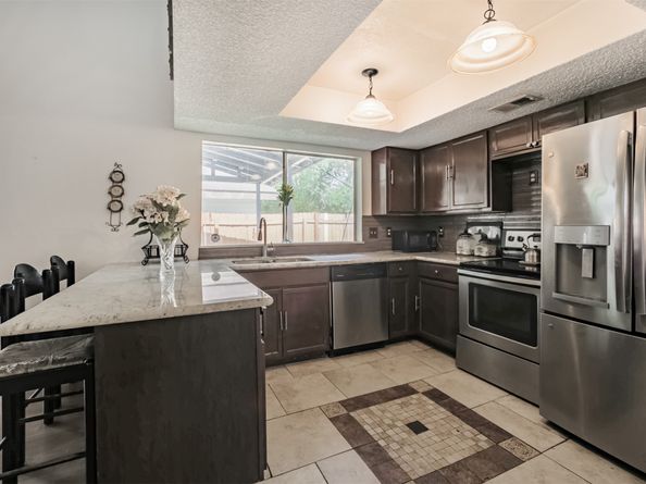 7642 Candlegreen Lane, Houston TX 77071