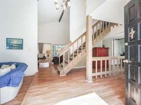 7642 Candlegreen Lane, Houston TX 77071