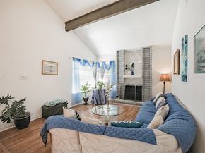 7642 Candlegreen Lane, Houston TX 77071