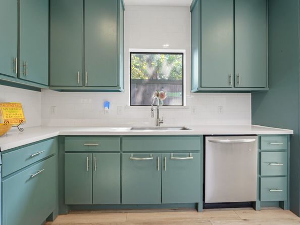 7409 Avenue K, Houston TX 77011