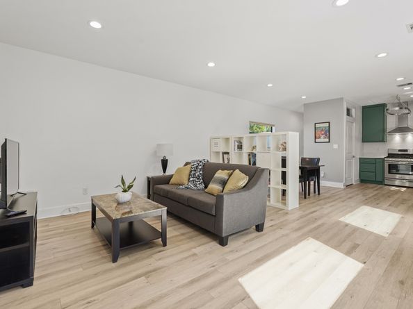 7409 Avenue K, Houston TX 77011