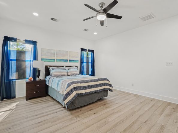 7409 Avenue K, Houston TX 77011