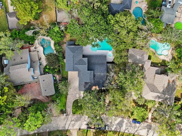 4907 Pine Garden Drive E, Kingwood TX 77345