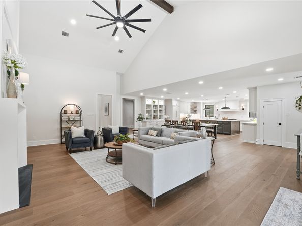 4907 Pine Garden Drive E, Kingwood TX 77345