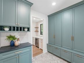 4907 Pine Garden Drive E, Kingwood TX 77345