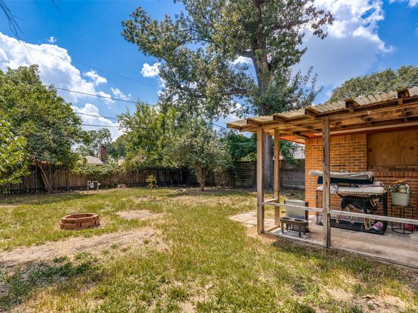 2007 Hewitt Drive, Houston TX 77018