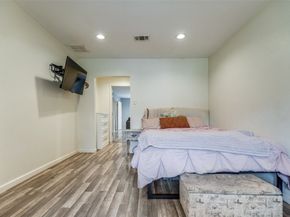 2007 Hewitt Drive, Houston TX 77018