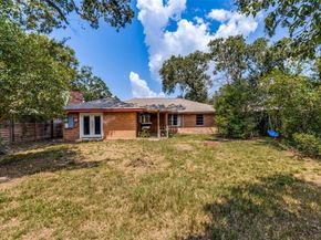 2007 Hewitt Drive, Houston TX 77018