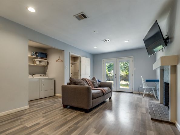 2007 Hewitt Drive, Houston TX 77018