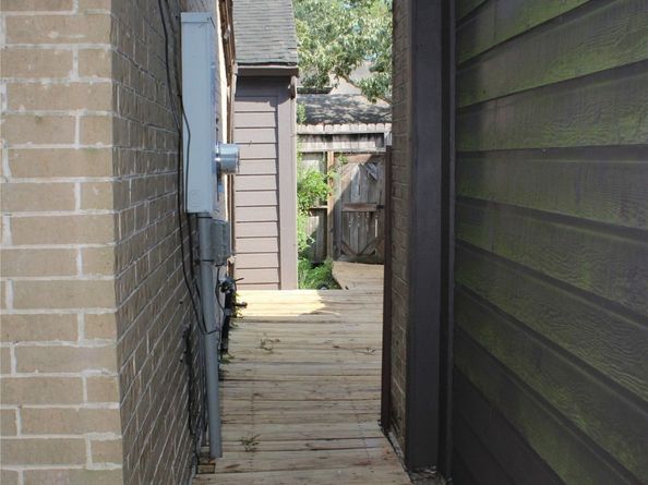 16508 Space Center Boulevard, Houston TX 77058