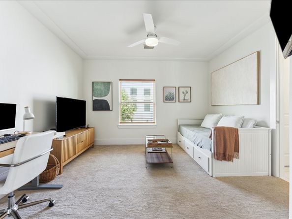 852 Fisher Street A, Houston TX 77018