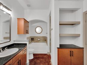 1901 Post Oak Boulevard 1606, Houston TX 77056
