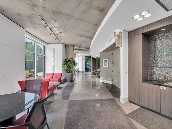 1901 Post Oak Boulevard 1606, Houston TX 77056
