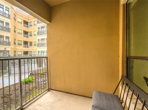 1901 Post Oak Boulevard 1606, Houston TX 77056