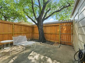14711 Barryknoll Lane 35, Houston TX 77079