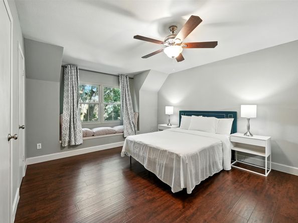 14711 Barryknoll Lane 35, Houston TX 77079