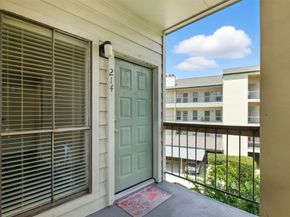 18809 Egret Bay Boulevard 214, Webster TX 77058