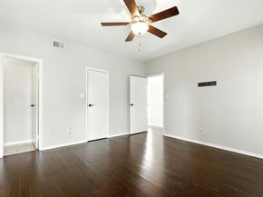 18809 Egret Bay Boulevard 214, Webster TX 77058