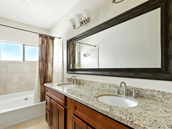 18809 Egret Bay Boulevard 214, Webster TX 77058