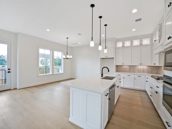 14007 Memorial Reserve Place, Houston TX 77079