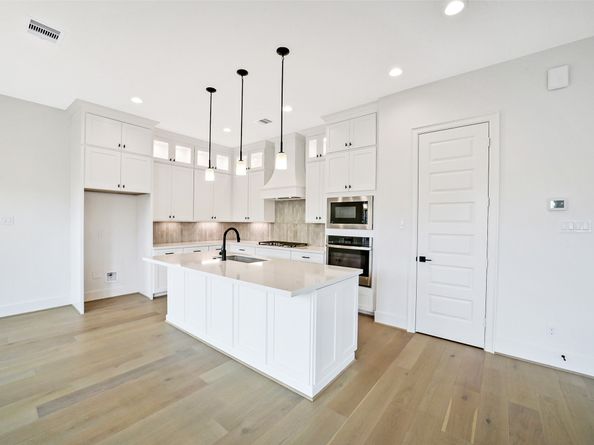 14007 Memorial Reserve Place, Houston TX 77079