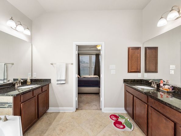 2623 Cedar Path Lane, Conroe TX 77385