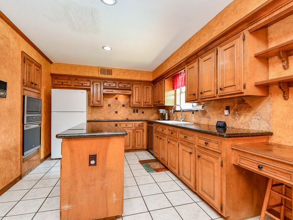 1230 Crossfield Drive, Katy TX 77450