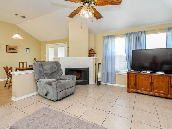 14915 Willow Hearth Drive, Houston TX 77084
