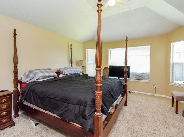 14915 Willow Hearth Drive, Houston TX 77084