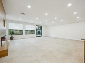1423 Mapleton Drive, Houston TX 77043
