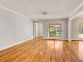 4818 Knickerbocker Street, Houston TX 77035