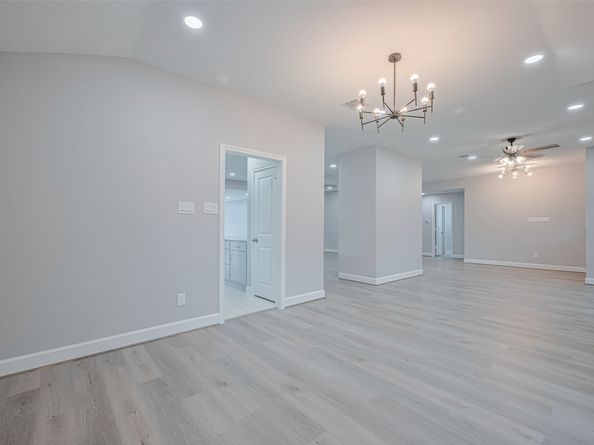 8314 Burning Hills Drive, Houston TX 77071