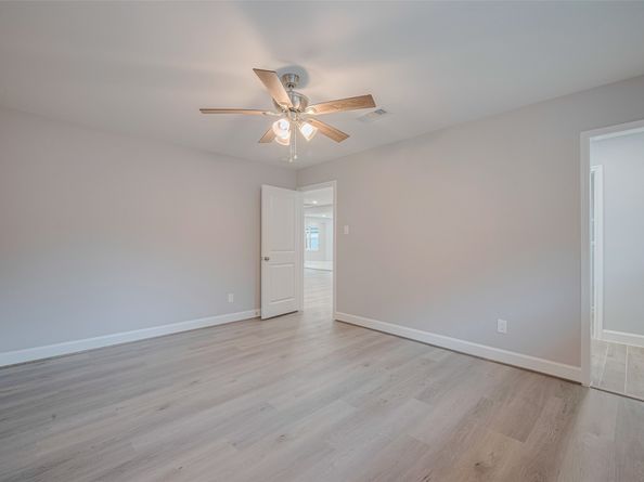 8314 Burning Hills Drive, Houston TX 77071