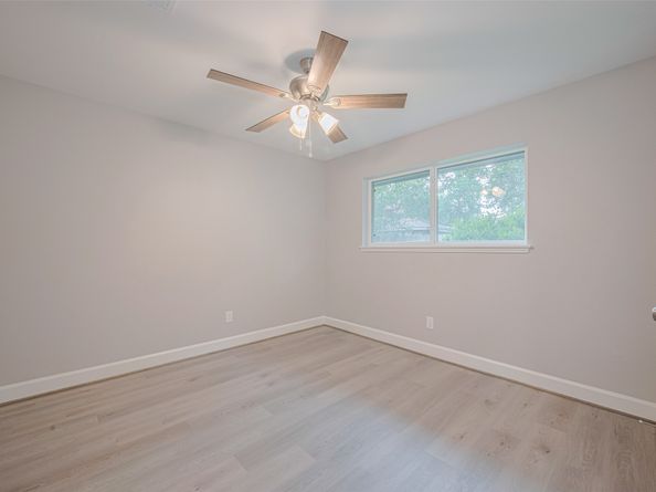 8314 Burning Hills Drive, Houston TX 77071