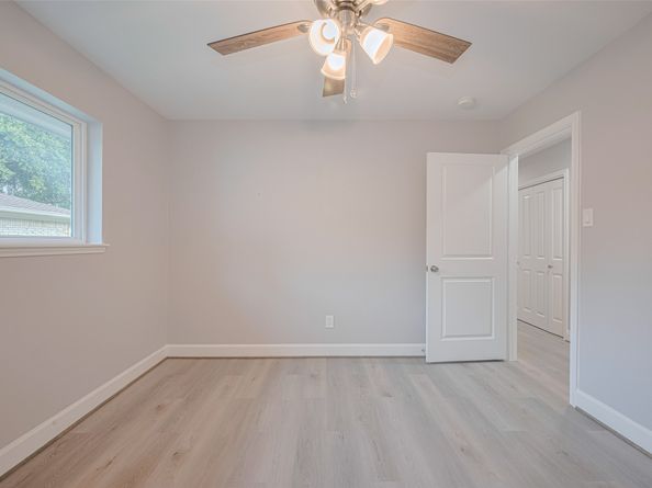8314 Burning Hills Drive, Houston TX 77071