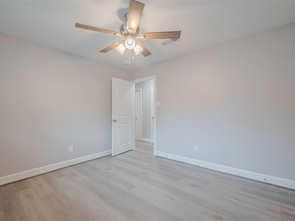 8314 Burning Hills Drive, Houston TX 77071