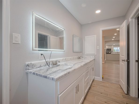 8314 Burning Hills Drive, Houston TX 77071