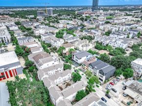 1422 Crocker Street, Houston TX 77019